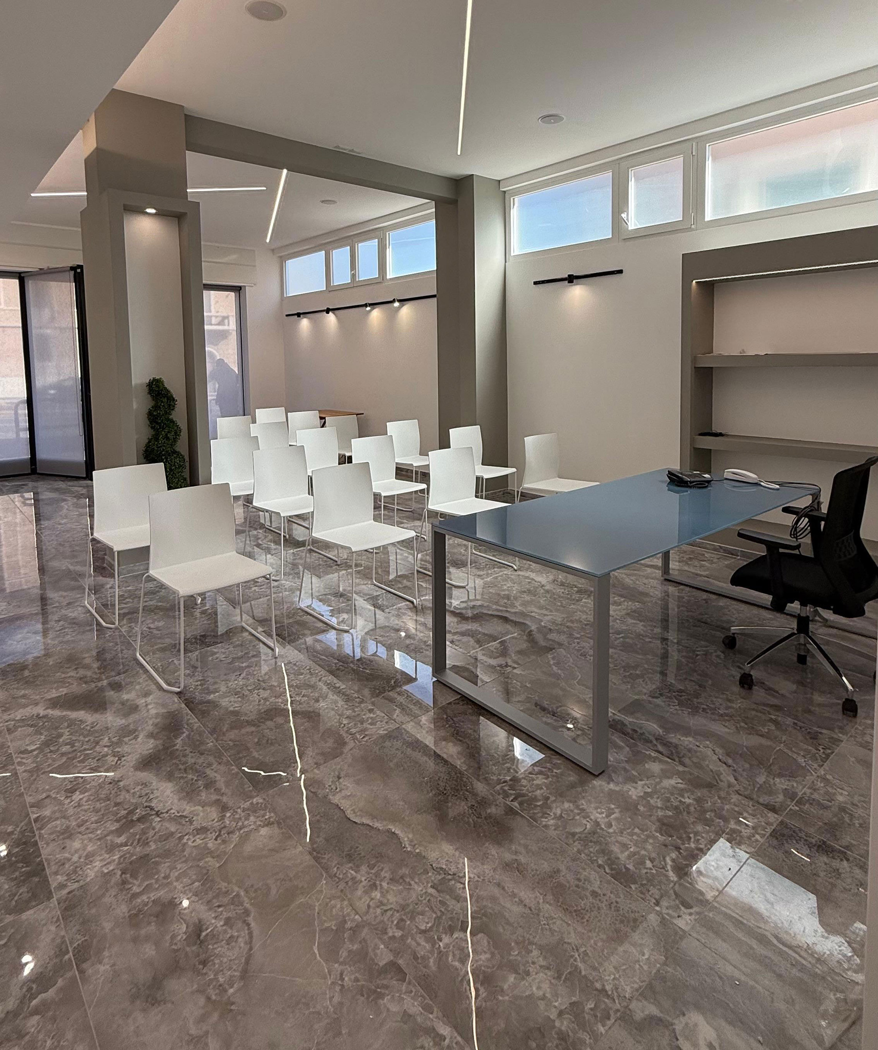 Sala convegni a Roma moderna e luminosa